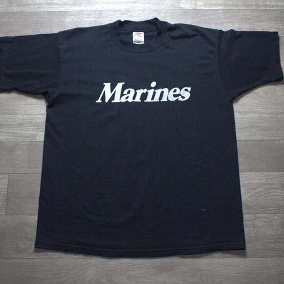 Vintage 90s ‘ Marines ’ Black T-Shirt Fruit of the loom Size L - Picture 2 of 5